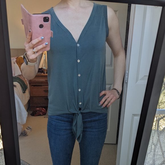 Teal Sleeveless Green Envelope Tie Front Tank - Picture 2 of 7